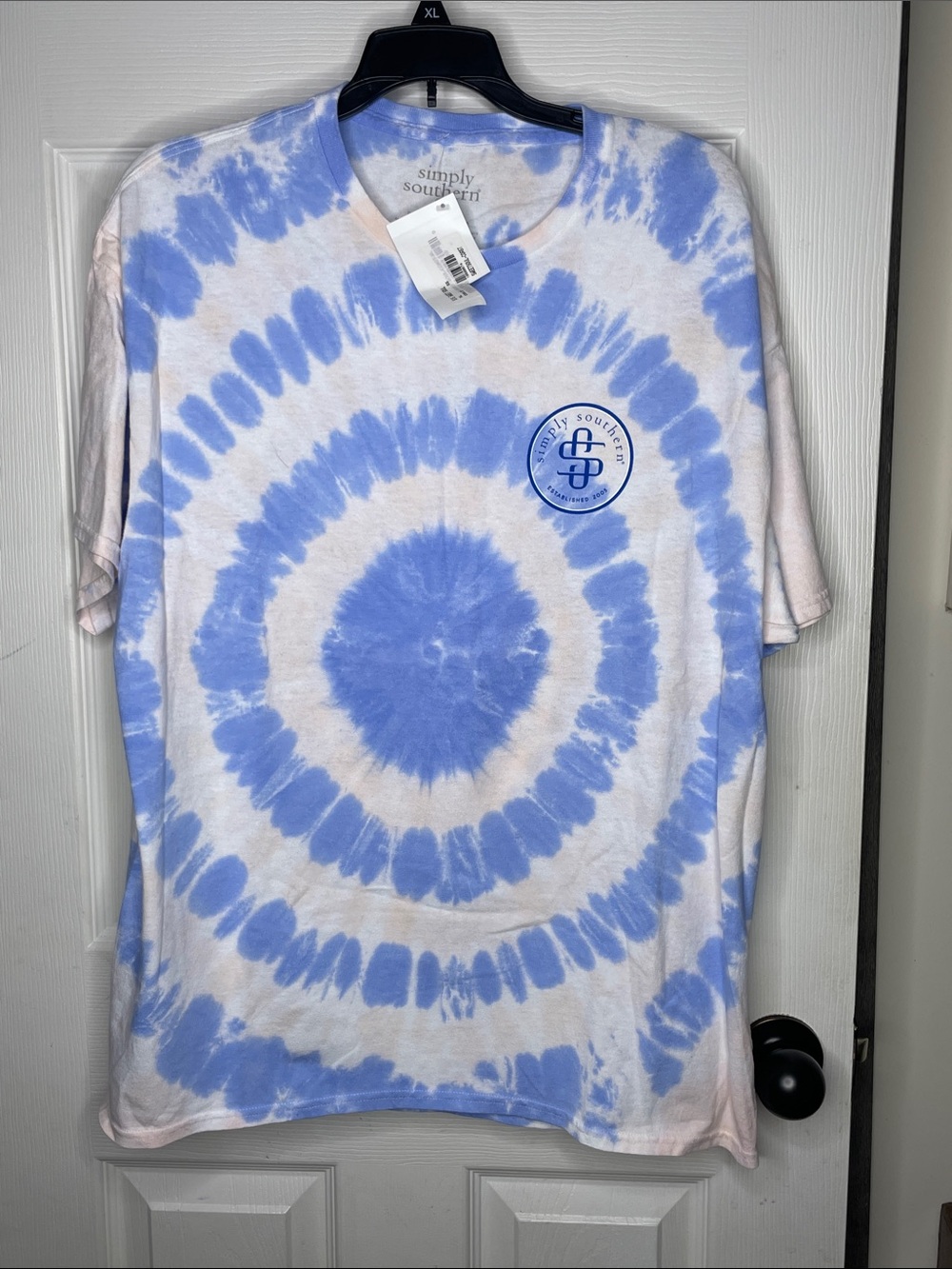 Simply Southern Light Blue and White Tie-Dye Circle Tee. Size XL